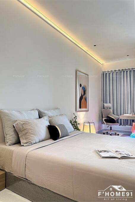 Modern, Cozy Near Bui Vien Walking St-soho TP. Hồ Chí Minh